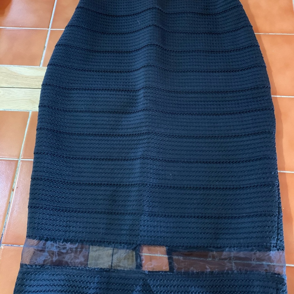 Skirt Express size S NWT black